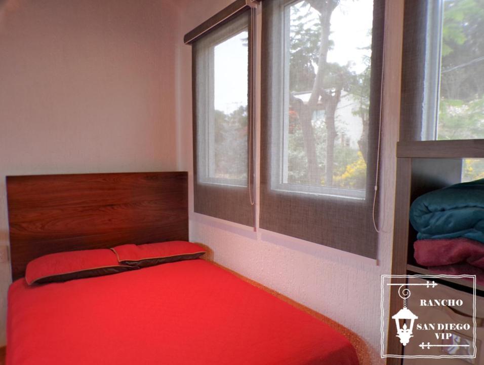 Rancho San Diego, Villa Llena De Vida Vip 伊斯塔潘德拉萨尔 外观 照片